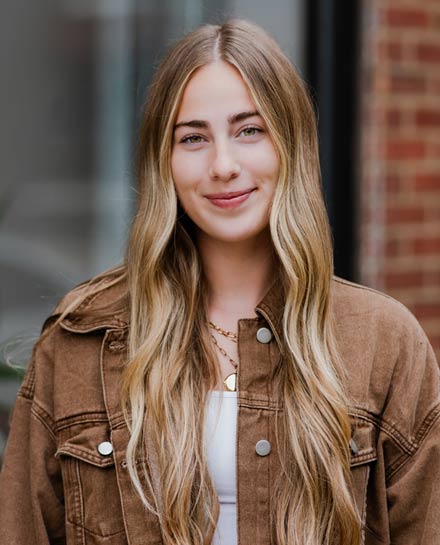 Arabella Lay, Stylist Arabella Lay, Stylist